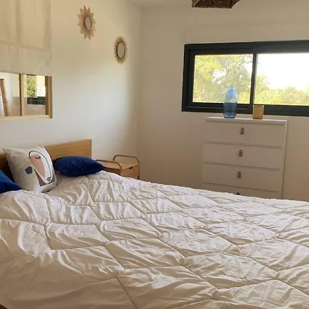 Les Pieds Dans L'eau 公寓