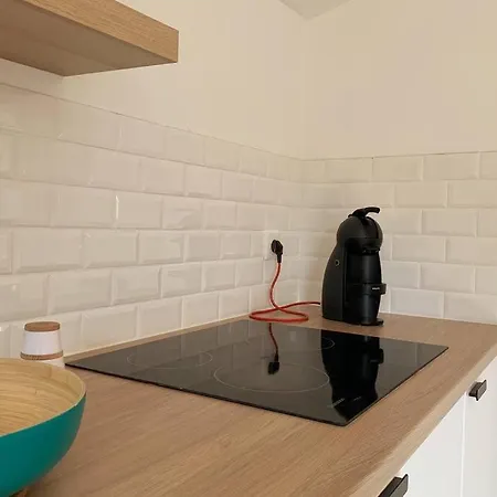 Les Pieds Dans L'eau *