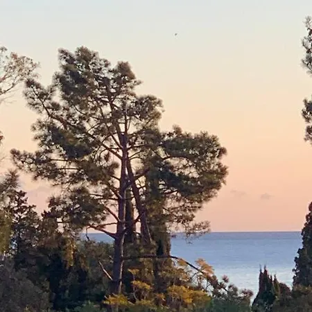 Les Pieds Dans L'eau 아파트 Solaro