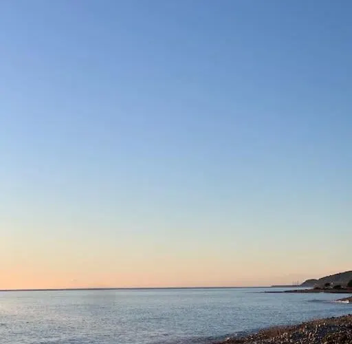 Les Pieds Dans L'eau 公寓 *